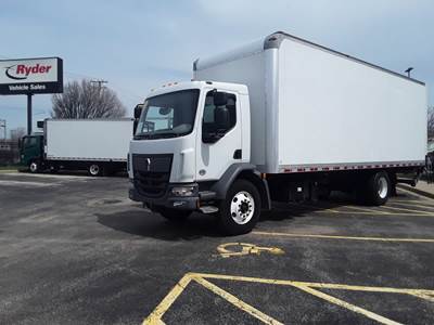 Kenworth K270 26 ft Box Truck - 250HP, 6 Speed Automatic, Roll up Door, Liftgate