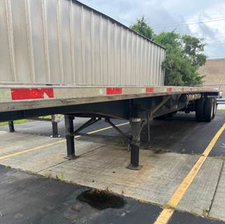 UTILITY 48x102 Flatbed Trailer - Leaf Springs