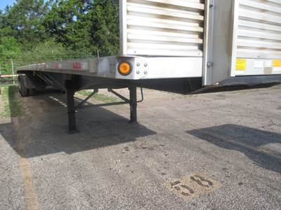 UTILITY 48x102 Flatbed Trailer - Leaf Springs