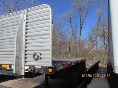 UTILITY 53x102 Flatbed Trailer - Air Ride