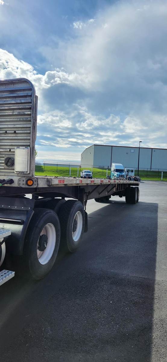 2014 UTILITY FS2CHS 48x102 Flatbed Trailer Leaf Springs For Sale Allentown, PA 528965