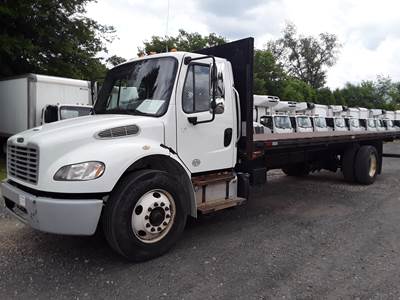 Freightliner M2 106 26 ft Flatbed Truck - 240HP, 5 Speed Automatic