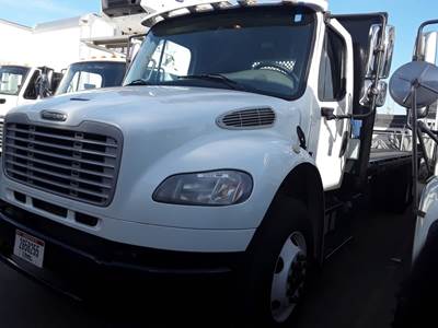Freightliner M2 106 Tandem Axle 24 ft Flatbed Truck - 270HP, 9 Speed Manual