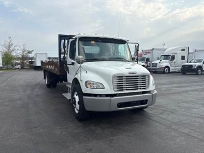 Freightliner M2 106 24 ft Flatbed Truck - 240HP, 9 Speed Automatic