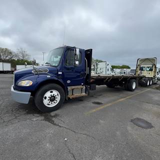 Freightliner M2 106 26 ft Flatbed Truck - 240HP, 6 Speed Automatic