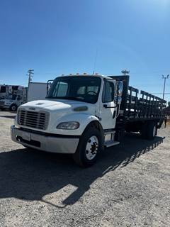 Freightliner M2 106 24 ft Flatbed Truck - 240HP, 6 Speed Automatic, Liftgate