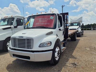 Freightliner M2 106 24 ft Flatbed Truck - 260HP, 5 Speed Automatic