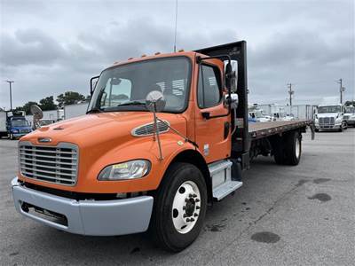 Freightliner M2 106 22 ft Flatbed Truck - 230HP, 6 Speed Automatic, Liftgate