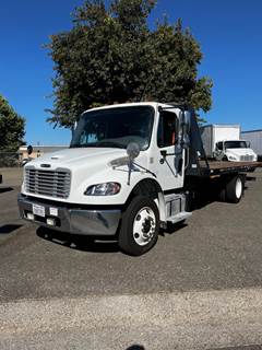 Freightliner M2 106 21 ft Flatbed Truck - 240HP, 6 Speed Automatic