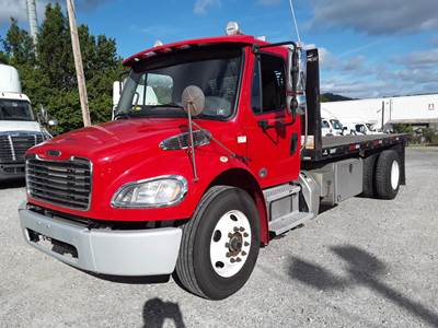 Freightliner M2 106 18 ft Flatbed Truck - 240HP, 6 Speed Automatic