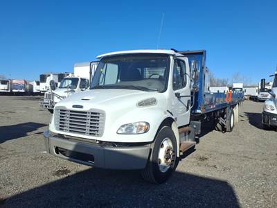 Freightliner M2 106 26 ft Flatbed Truck - 240HP, 6 Speed Automatic