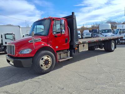Freightliner M2 106 26 ft Flatbed Truck - 240HP, 6 Speed Automatic