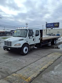 Freightliner M2 106 28 ft Flatbed Truck - 240HP, 6 Speed Automatic