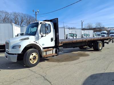 Freightliner M2 106 26 ft Flatbed Truck - 270HP, 9 Speed Manual, Liftgate