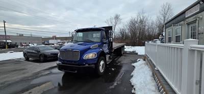 Freightliner M2 106 Tandem Axle 26 ft Flatbed Truck - 270HP, 6 Speed Automatic