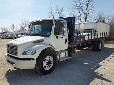 Freightliner M2 106 26 ft Flatbed Truck - 240HP, 6 Speed Automatic