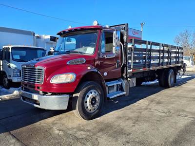 Freightliner M2 106 24 ft Flatbed Truck - 270HP, 6 Speed Automatic, Liftgate