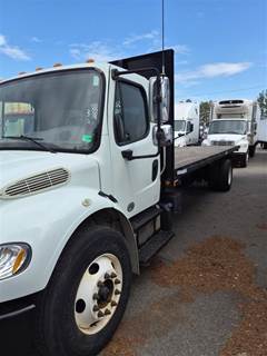 Freightliner M2 106 26 ft Flatbed Truck - 240HP, 5 Speed Automatic