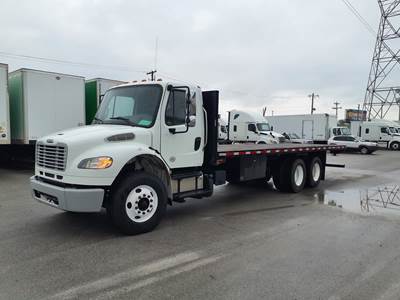 Freightliner M2 106 Tandem Axle 26 ft Flatbed Truck - 330HP, 10 Speed Manual