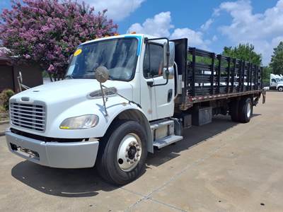 Freightliner M2 106 26 ft Flatbed Truck - 280HP, 6 Speed Automatic, Liftgate