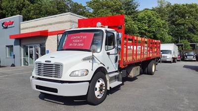 Freightliner M2 106 24 ft Flatbed Truck - 280HP, 6 Speed Automatic, Liftgate