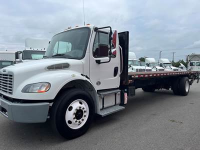 Freightliner M2 106 24 ft Flatbed Truck - 280HP, 9 Speed Automatic, Liftgate