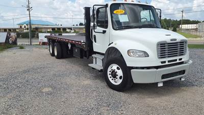Freightliner M2 106 Tandem Axle 26 ft Flatbed Truck - 330HP, 10 Speed Manual