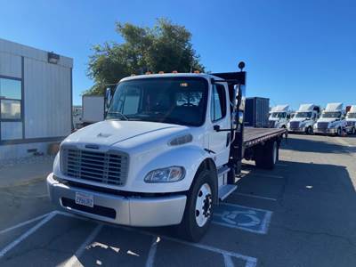 Freightliner M2 106 24 ft Flatbed Truck - 240HP, 6 Speed Automatic, Liftgate