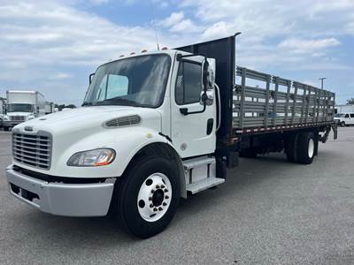 Freightliner M2 106 26 ft Flatbed Truck - 240HP, 9 Speed Automatic, Liftgate