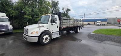 Freightliner M2 106 24 ft Flatbed Truck - 230HP, 6 Speed Automatic, Liftgate
