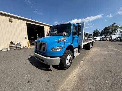 Freightliner M2 106 Tandem Axle 26 ft Flatbed Truck - 270HP, 6 Speed Automatic
