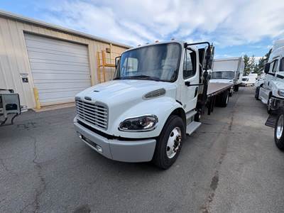Freightliner M2 106 26 ft Flatbed Truck - 240HP, 6 Speed Automatic