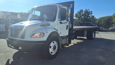 Freightliner M2 106 26 ft Flatbed Truck - 280HP, 6 Speed Manual