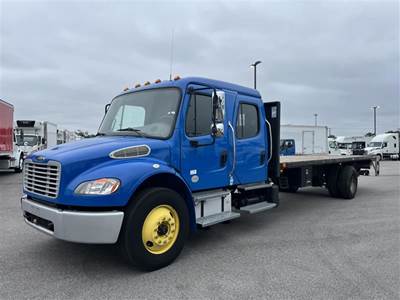 Freightliner M2 24 ft Flatbed Truck - 220HP, 6 Speed Automatic, Liftgate