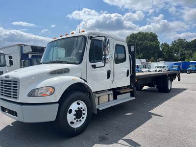 Freightliner M2 24 ft Flatbed Truck - 220HP, 5 Speed Automatic, Liftgate