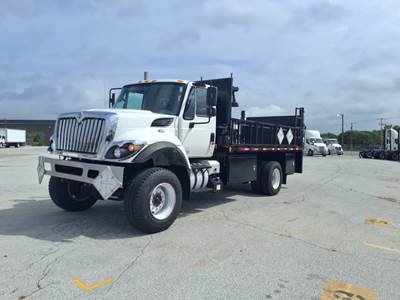 International 7300 16 ft Flatbed Truck - 200HP, 6 Speed Automatic