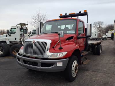 International MV607 24 ft Flatbed Truck - 300HP, 6 Speed Automatic