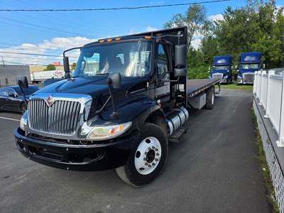 International MV607 16 ft Flatbed Truck - 240HP, 6 Speed Automatic, Liftgate