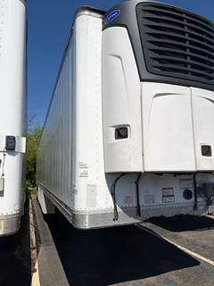 Great Dane 7211TZ-1 53 ft Reefer Trailer - Single Axle, Roll up Door