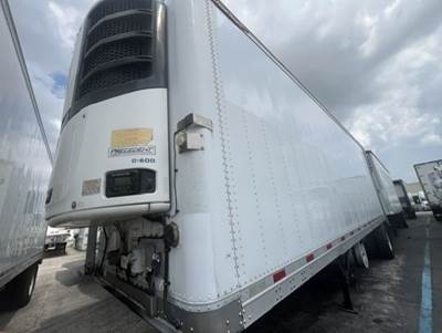 Great Dane 7211TZ-1 28 ft Reefer Trailer - Single Axle, Roll up Door, Liftgate