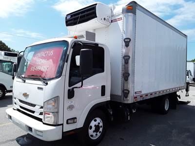 Chevrolet 4500HD 16 ft Refrigerated Truck - 215HP, 6 Speed Automatic, Liftgate