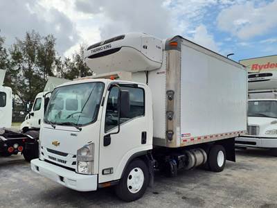 Chevrolet 4500HD 14 ft Refrigerated Truck - 215HP, 6 Speed Automatic