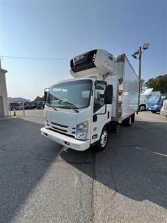 Chevrolet 4500XD 16 ft Refrigerated Truck - 215HP, 6 Speed Automatic, Liftgate