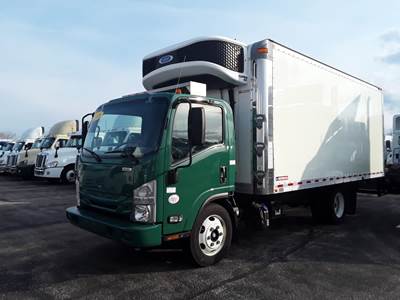 Chevrolet 4500XD 18 ft Refrigerated Truck - 215HP, 6 Speed Automatic