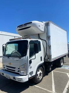 Chevrolet 4500XD 14 ft Refrigerated Truck - 215HP, 6 Speed Automatic, Liftgate