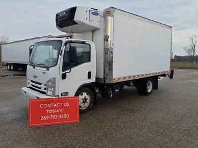 Chevrolet 4500XD 16 ft Refrigerated Truck - 215HP, 6 Speed Automatic, Liftgate
