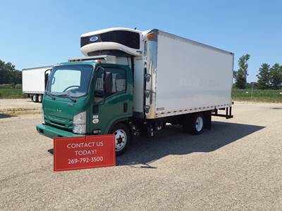 Chevrolet 4500XD 18 ft Refrigerated Truck - 215HP, 6 Speed Automatic