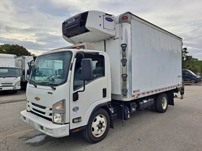 Chevrolet LCF5500HD 16 ft Refrigerated Truck - 215HP, 6 Speed Automatic, Liftgate