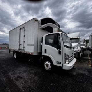 Chevrolet LCF5500XD 18 ft Refrigerated Truck - 215HP, 6 Speed Automatic