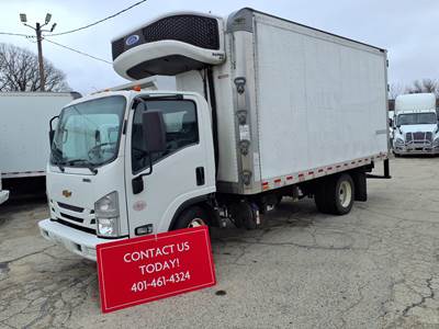 Chevrolet LCF5500XD 16 ft Refrigerated Truck - 215HP, 6 Speed Automatic
